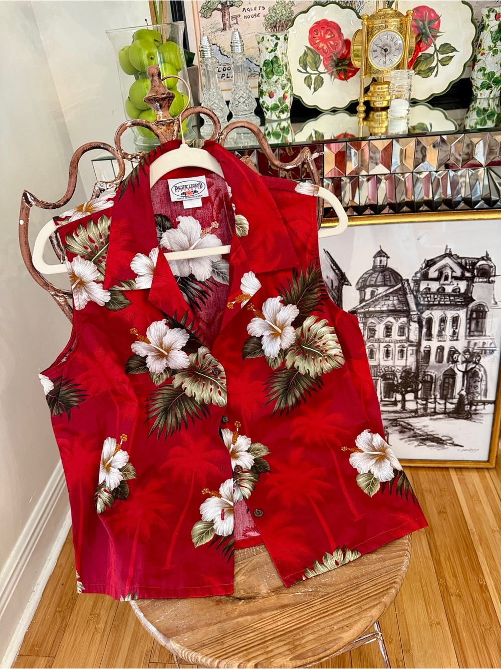 Red Floral Sleeveless Button-Down Shirt - Tropical Hibiscus Print